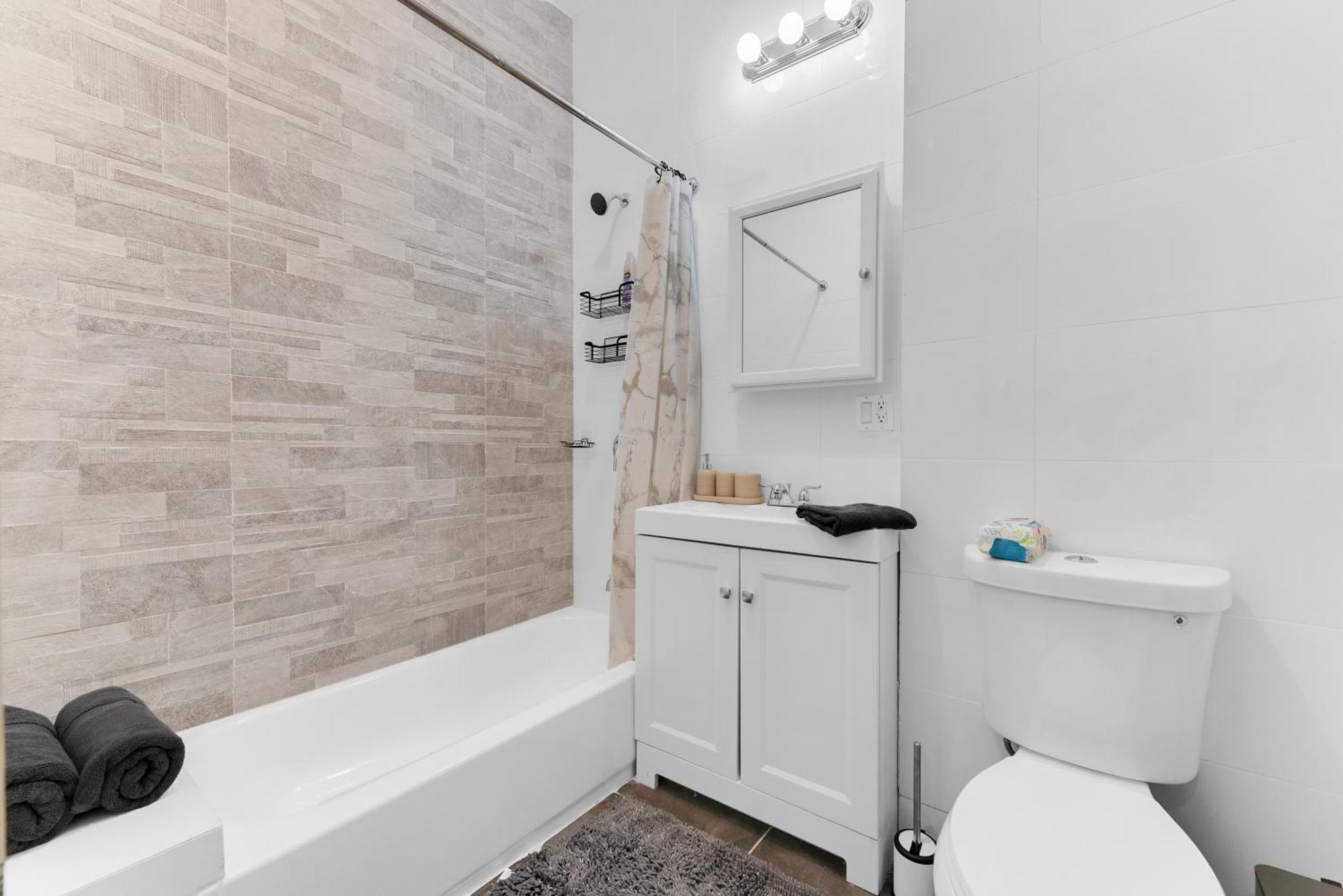 Charming 2Br Bkyrd Near Williamsburg Lejlighed New York Eksteriør billede